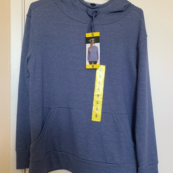 Champion sweater - Picture 2 of 8